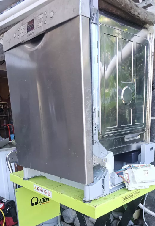 Combien de temps prend la réparation d'un lave-vaisselle qui fuit par le bas ?, Saint-Pierre, Froid Sec Électroménager